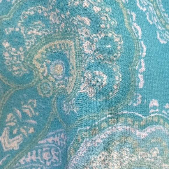 NY&C Cold Shoulder Top - Picture 5 of 7